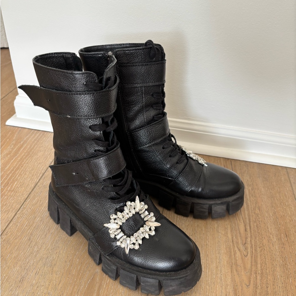 Black Leather Women's Boots with Embellishments by o la la